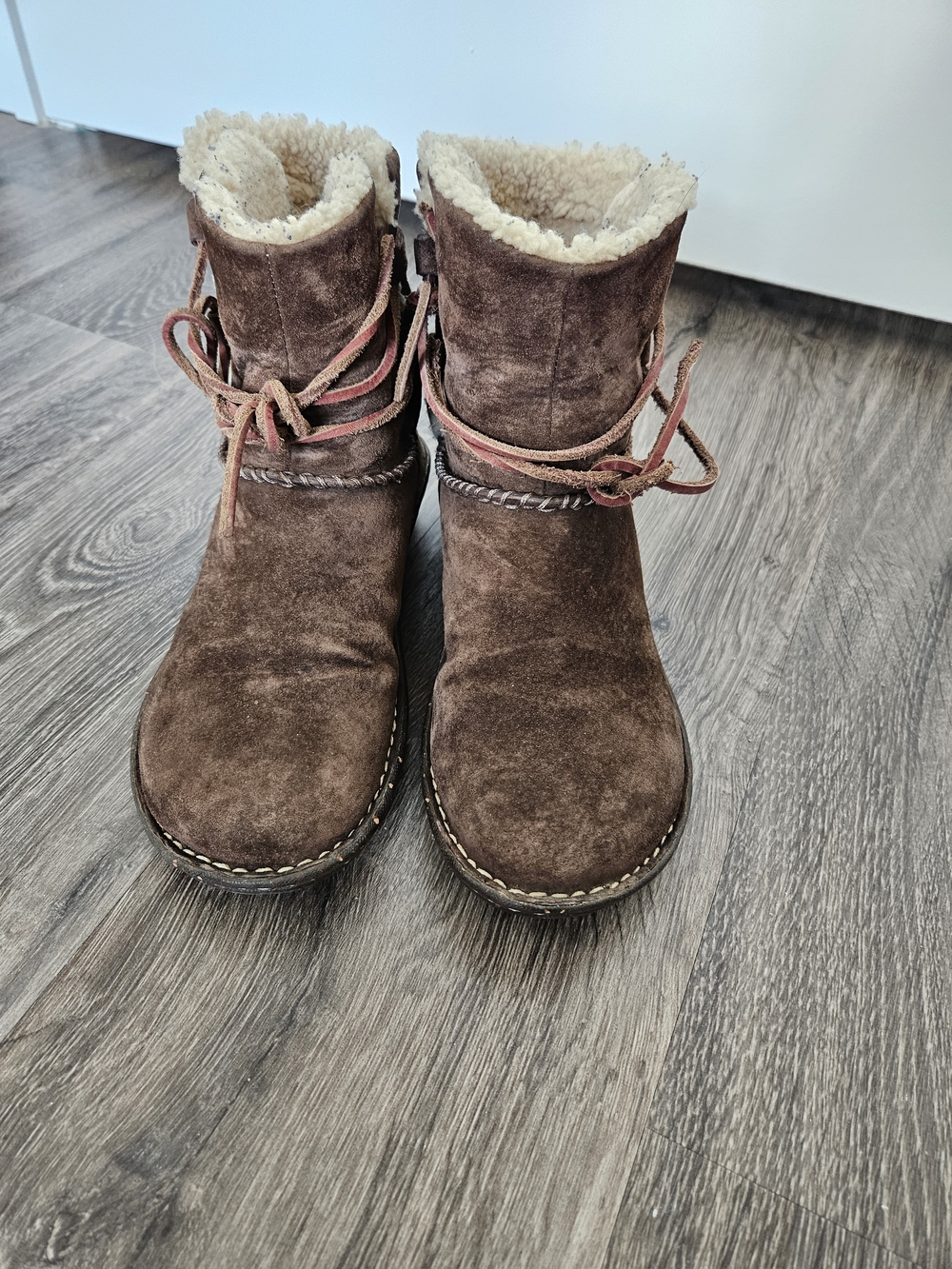 UGG Brown Suede Shearling-Lined Ankle Boots with Wrap Laces
